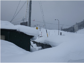 屋根雪